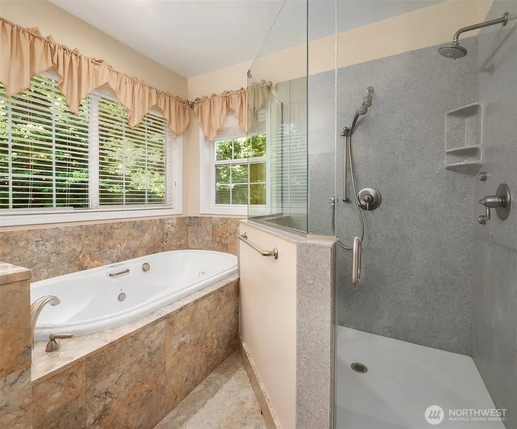 1631 180th Place SW Lynnwood WA 98037