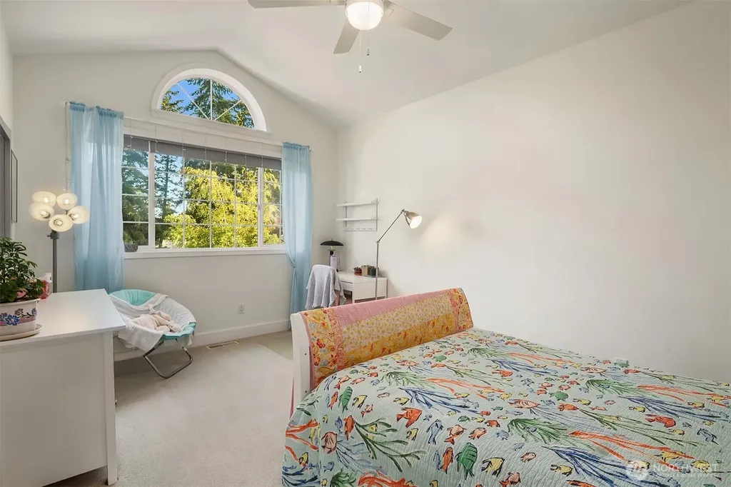 1631 180th Place SW Lynnwood WA 98037