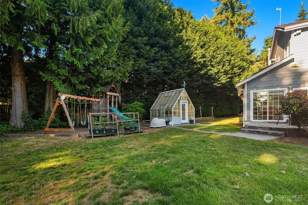 1631 180th Place SW Lynnwood WA 98037
