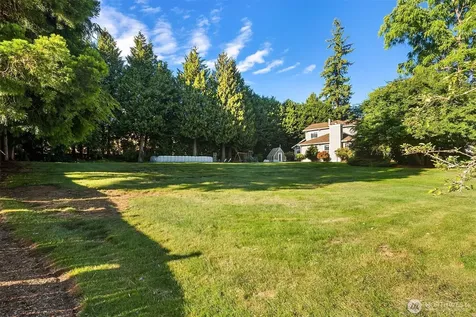 1631 180th Place SW Lynnwood WA 98037