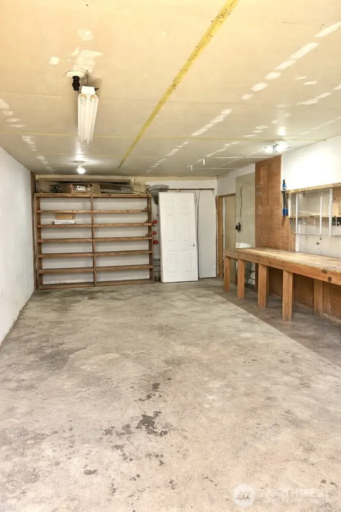 521 NE Larson Lake Road Belfair WA 98528