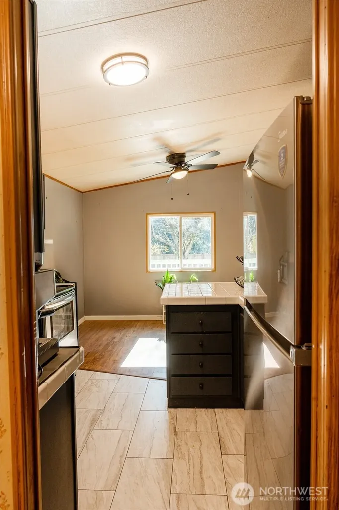521 NE Larson Lake Road Belfair WA 98528