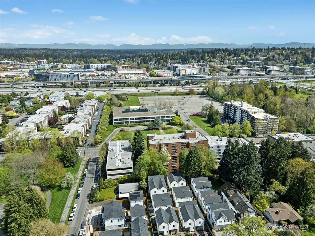 10354 Wallingford Avenue N Seattle WA 98133