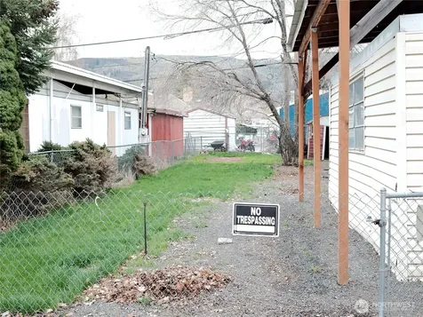 305 Burdin Boulevard Grand Coulee WA 99133