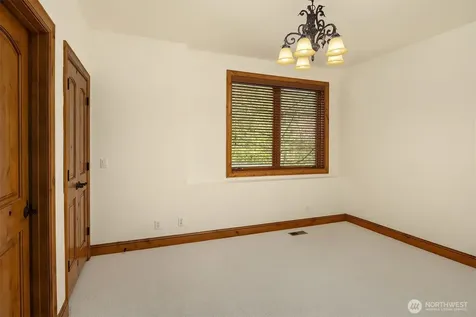 20615 NE 16th Street Sammamish WA 98074