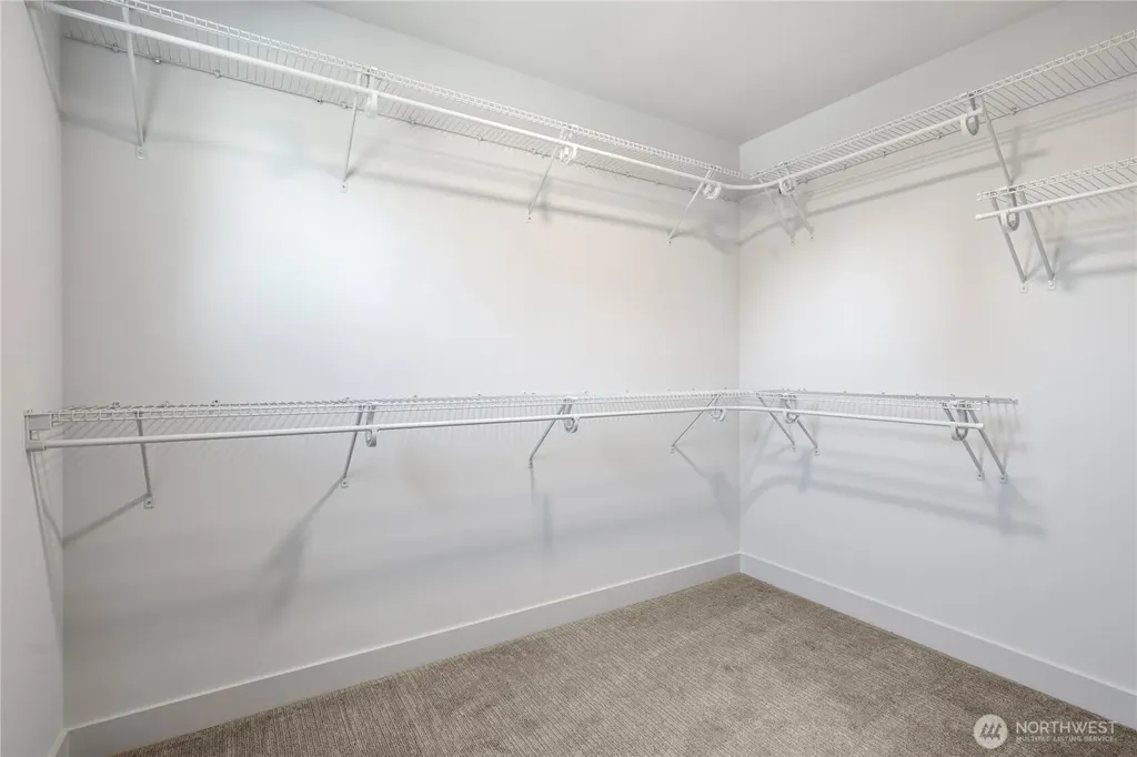 10317 Sand Point Way NE Seattle WA 98125
