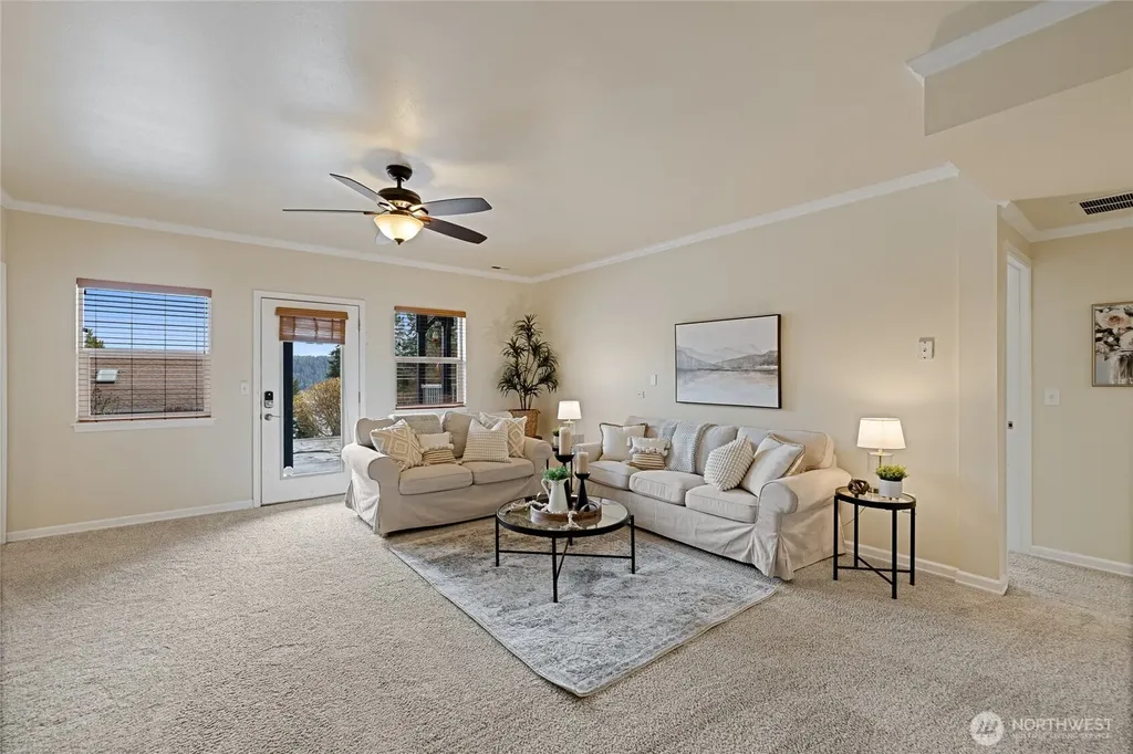 12421 6th Avenue NW Gig Harbor WA 98332