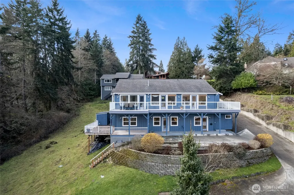 12421 6th Avenue NW Gig Harbor WA 98332