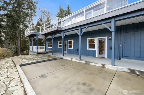 12421 6th Avenue NW Gig Harbor WA 98332