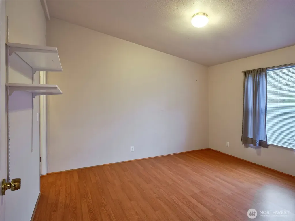 1835 Heartwood Woodland WA 98674