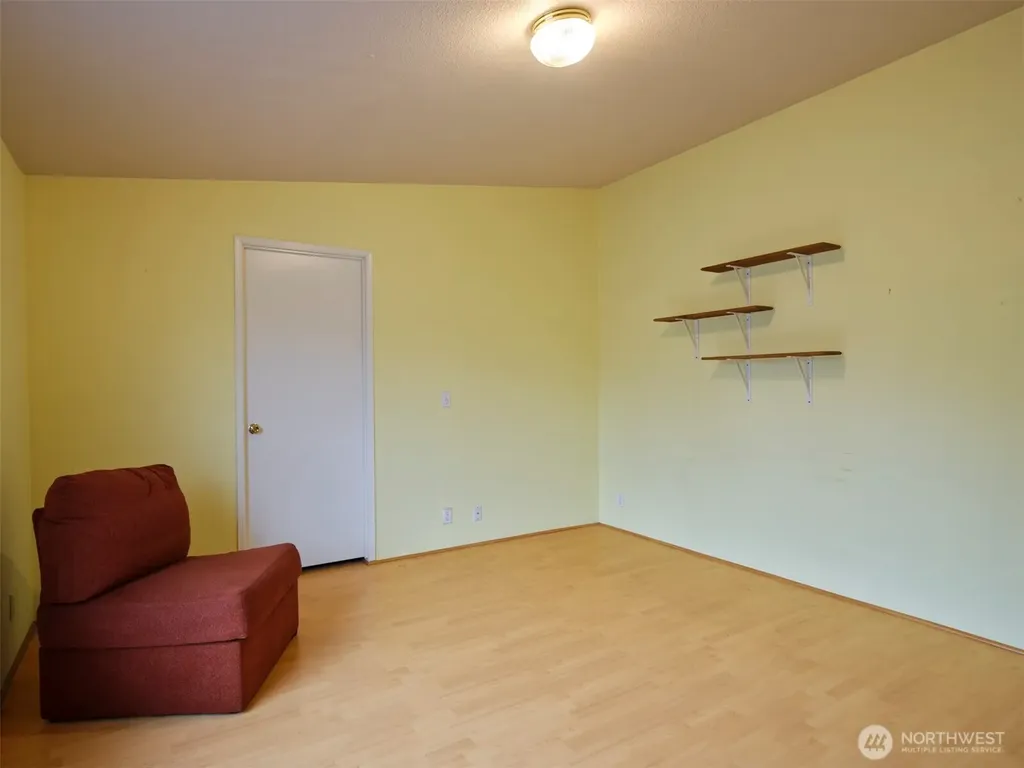 1835 Heartwood Woodland WA 98674