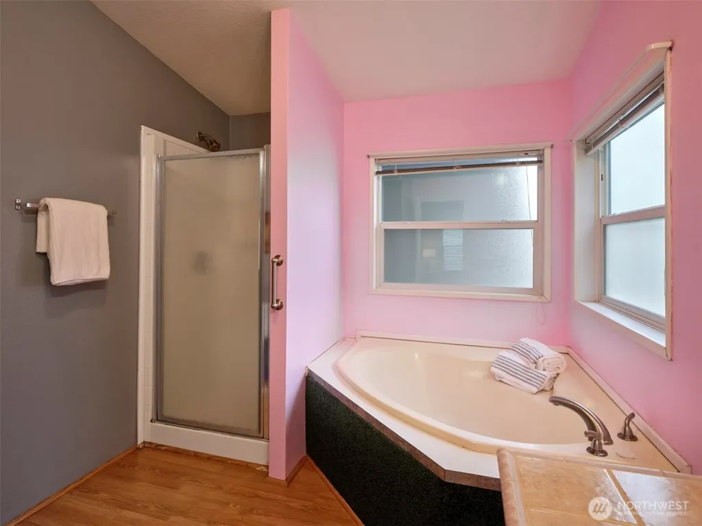 1835 Heartwood Woodland WA 98674