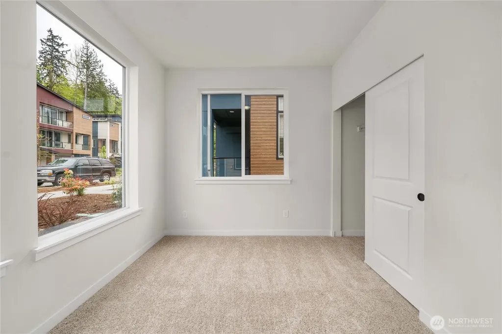 4027 Aberdeen Way NE Renton WA 98056