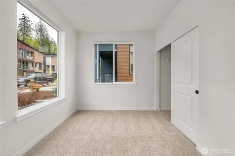 4027 Aberdeen Way NE Renton WA 98056