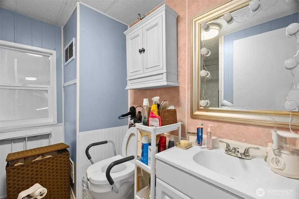5222 Chelan Lane SE Lacey WA 98503