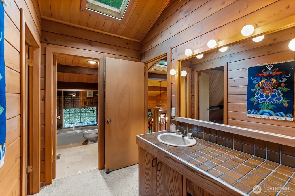 29622 Forty-eighth Avenue S Roy WA 98580