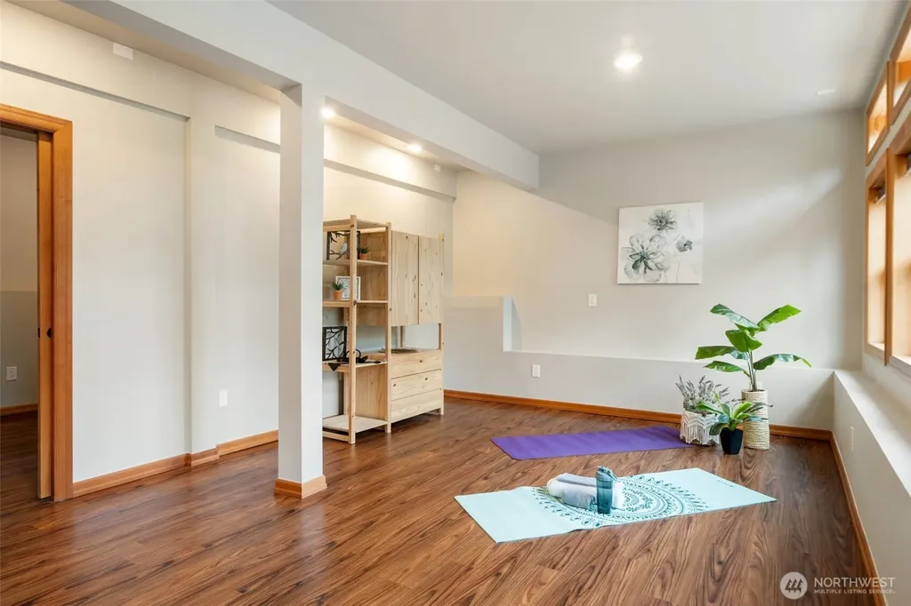 6944 SE Nelson Road Olalla WA 98359