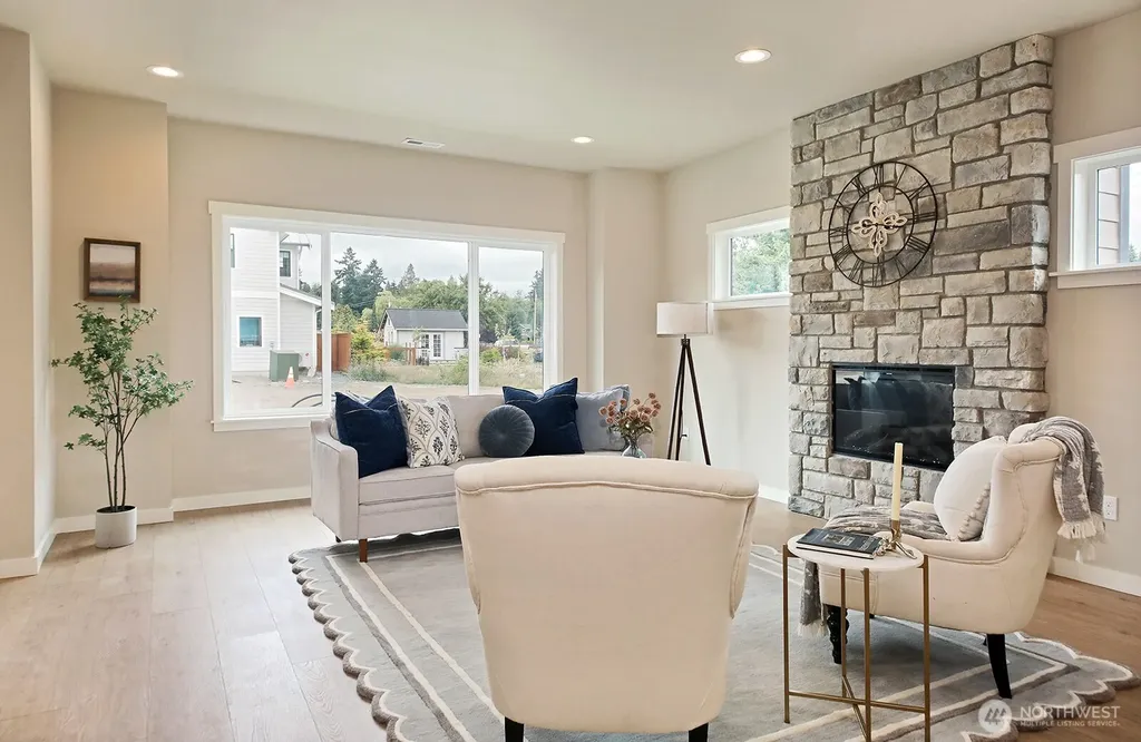695 3rd Street Langley WA 98260