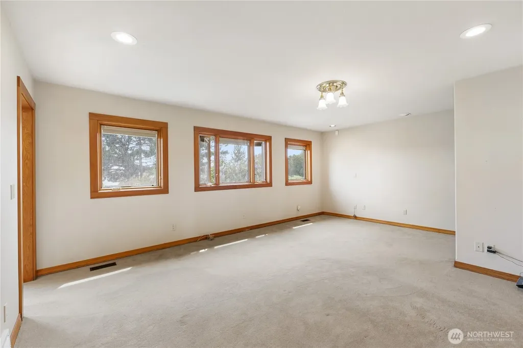 4872 Rd 6.5 NE Moses Lake WA 98837