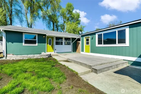 8705 12th Street NE Lake Stevens WA 98258