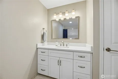 29819 5th Avenue SW Federal Way WA 98023