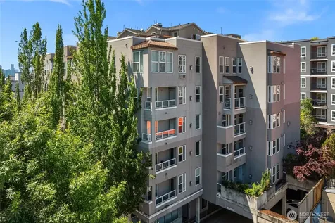 4343 Roosevelt Way NE Seattle WA 98105