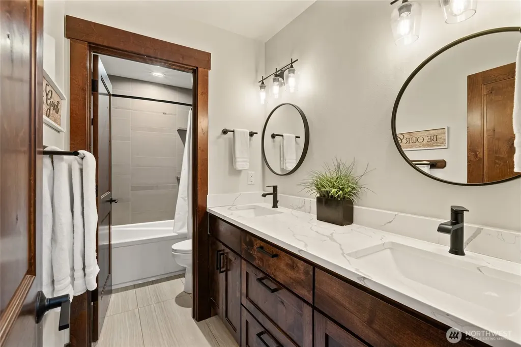 220 Breckenridge Drive Ronald WA 98940