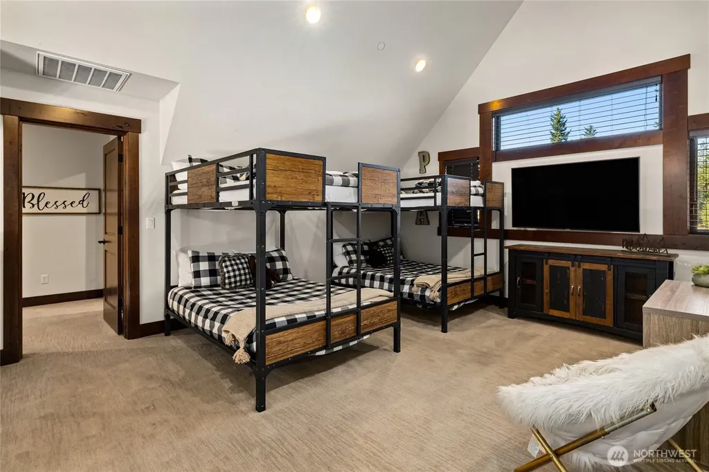220 Breckenridge Drive Ronald WA 98940