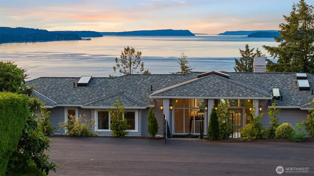 6117 92nd Street SW Mukilteo WA 98275