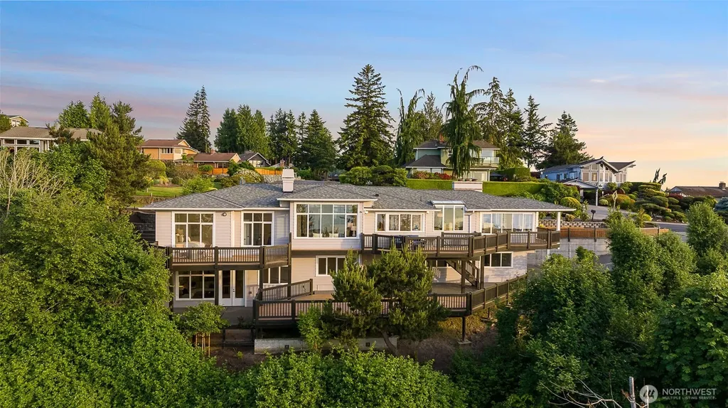 6117 92nd Street SW Mukilteo WA 98275