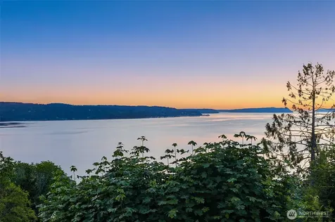 6117 92nd Street SW Mukilteo WA 98275