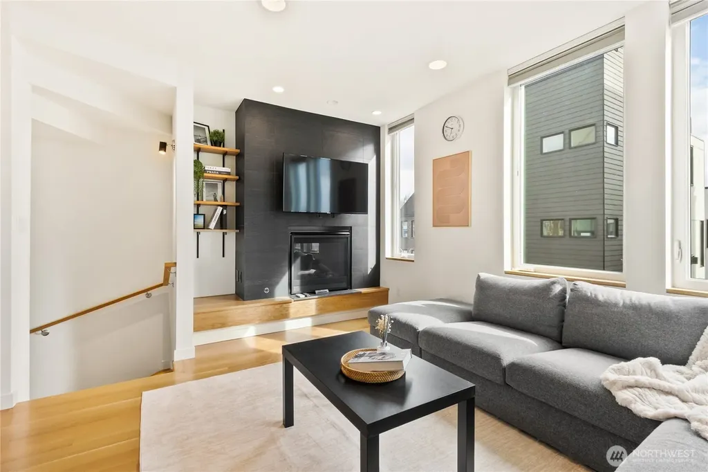 2011 NW 64th Street Seattle WA 98107