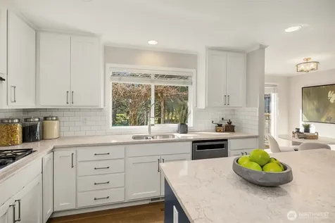 8537 NE 128th Street Kirkland WA 98034