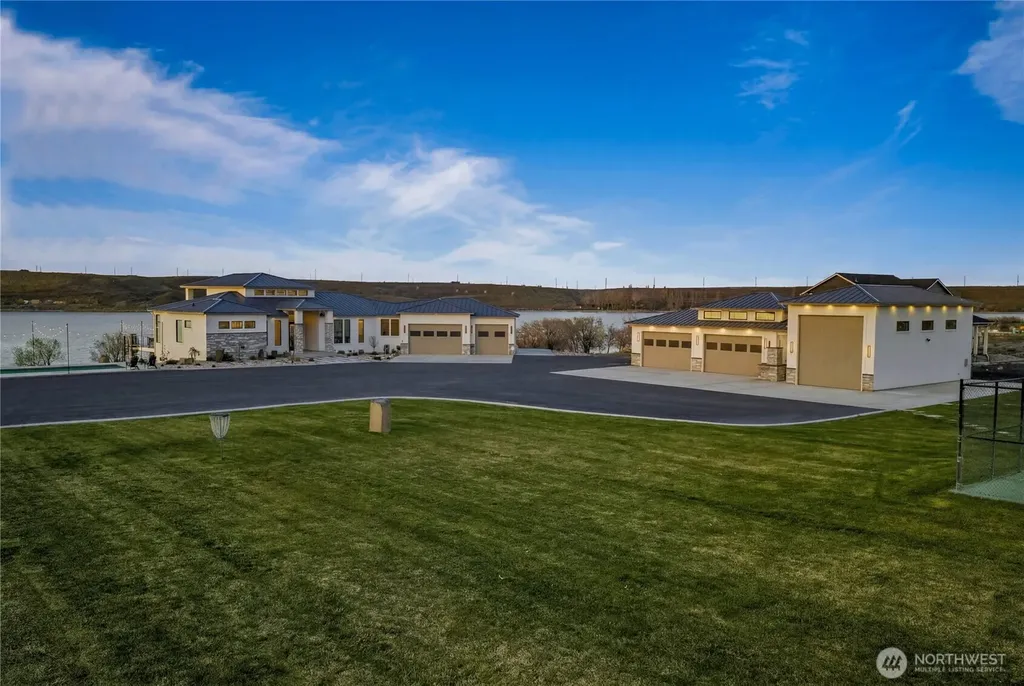 5874 Panorama Drive Moses Lake WA 98837