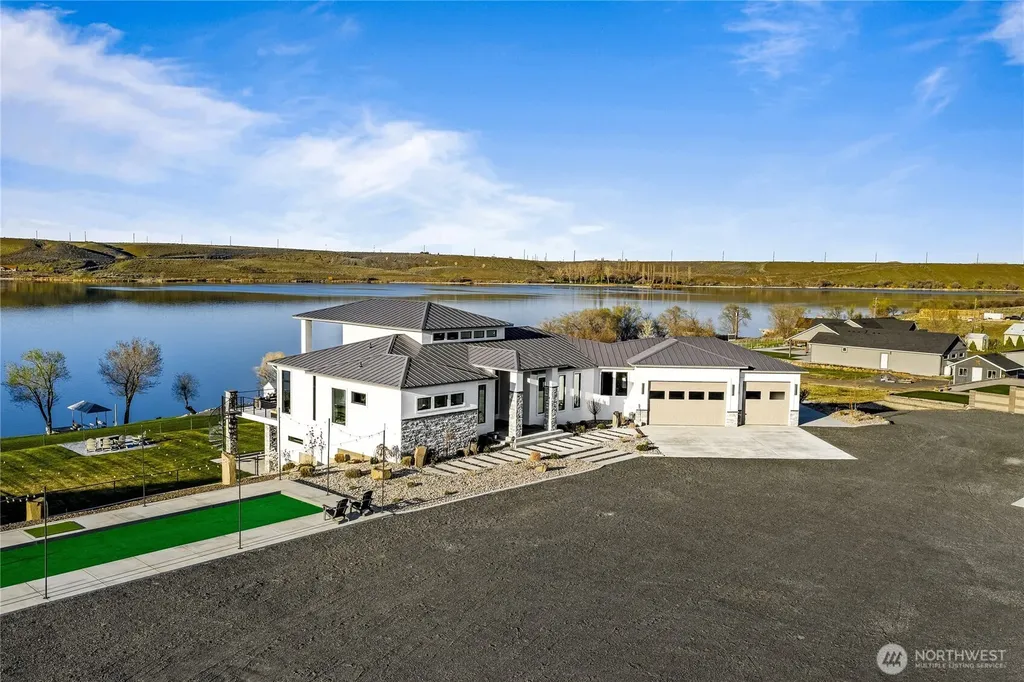 5874 Panorama Drive Moses Lake WA 98837