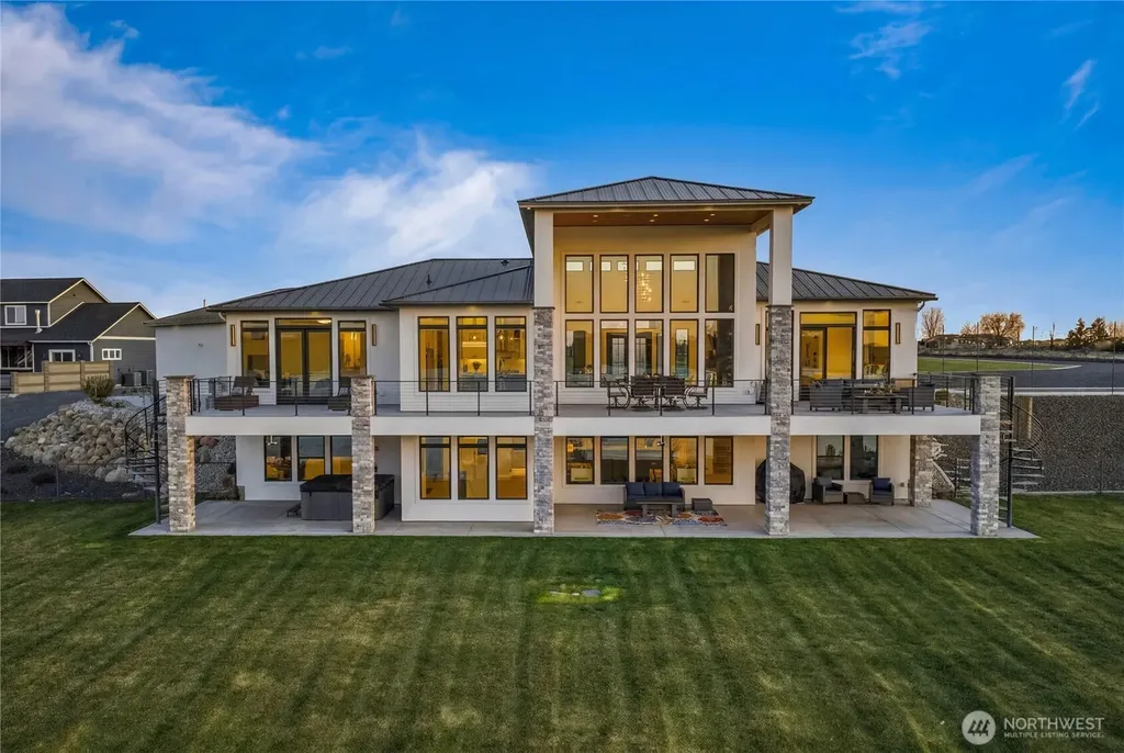 5874 Panorama Drive Moses Lake WA 98837