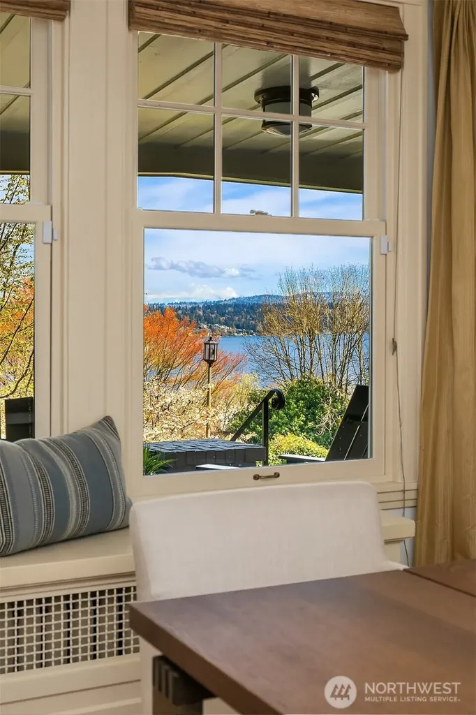 2647 Cascadia Avenue S Seattle WA 98144