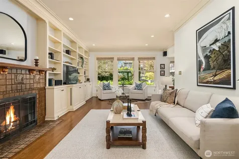 2647 Cascadia Avenue S Seattle WA 98144