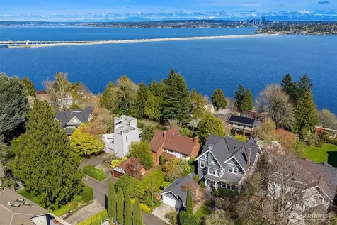 2647 Cascadia Avenue S Seattle WA 98144