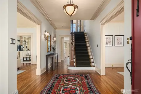 2647 Cascadia Avenue S Seattle WA 98144
