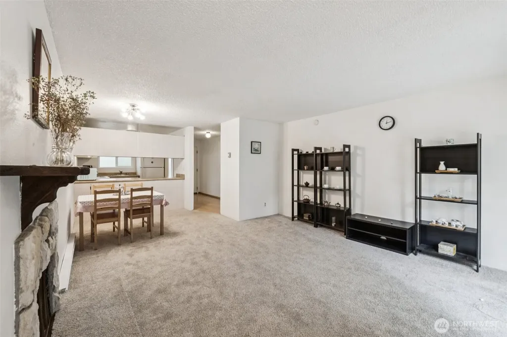 5806 200th Street SW Lynnwood WA 98036