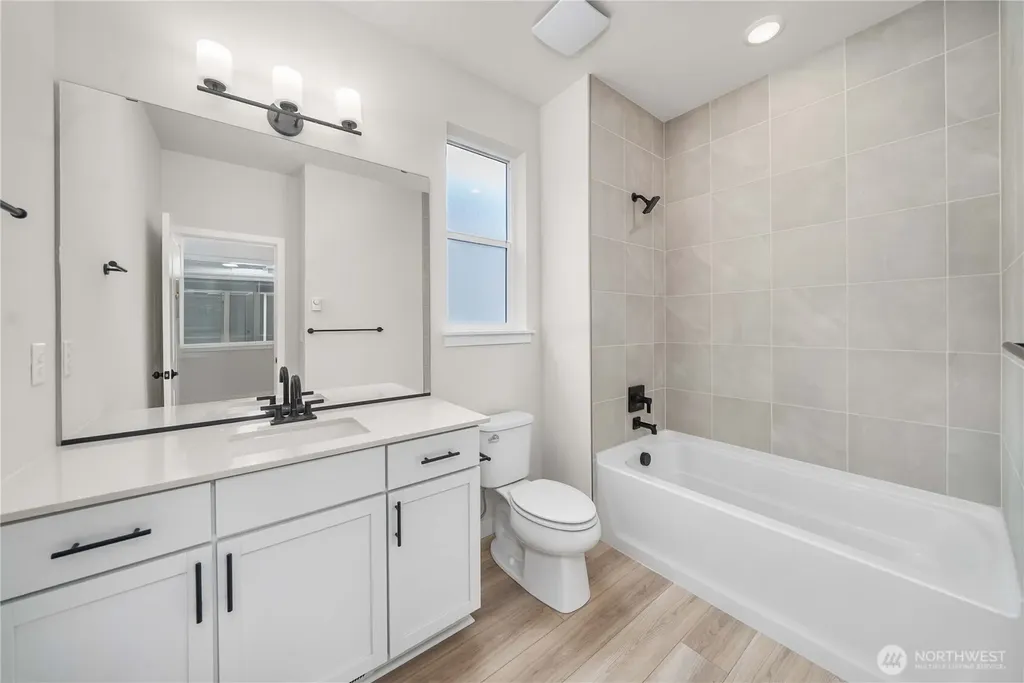 4033 Aberdeen Way NE Renton WA 98056