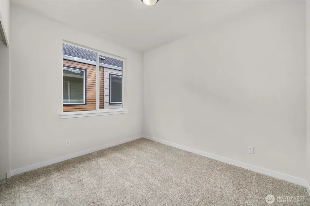 4033 Aberdeen Way NE Renton WA 98056