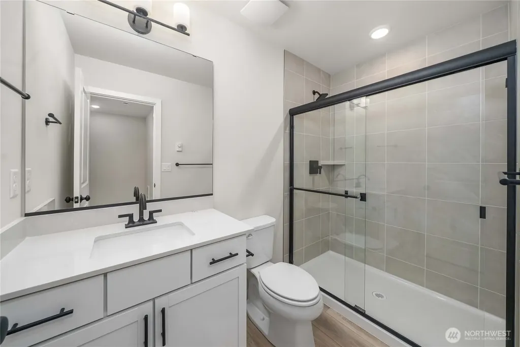 4033 Aberdeen Way NE Renton WA 98056
