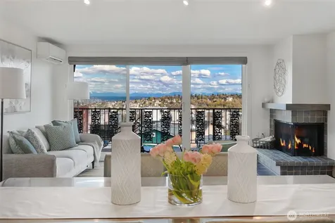 1818 Bigelow Avenue N Seattle WA 98109