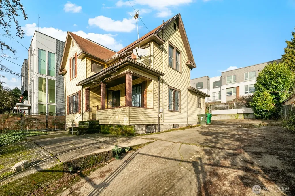 3226 S Edmunds Street Seattle WA 98118