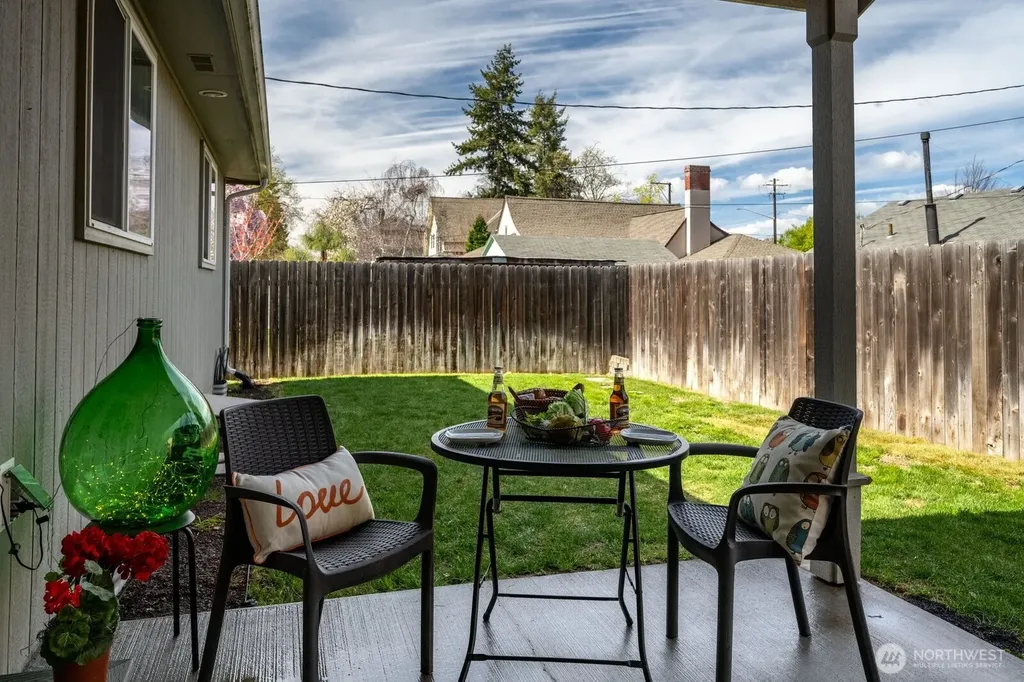 1138 Isaacs Avenue Walla Walla WA 99362