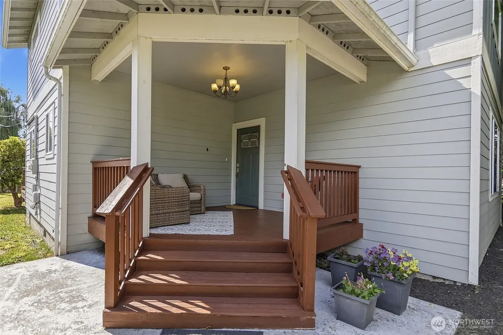 1910 Chestnut Street Everett WA 98201