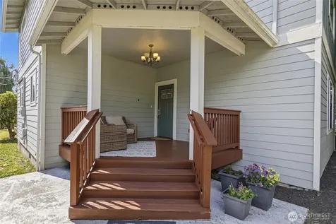 1910 Chestnut Street Everett WA 98201