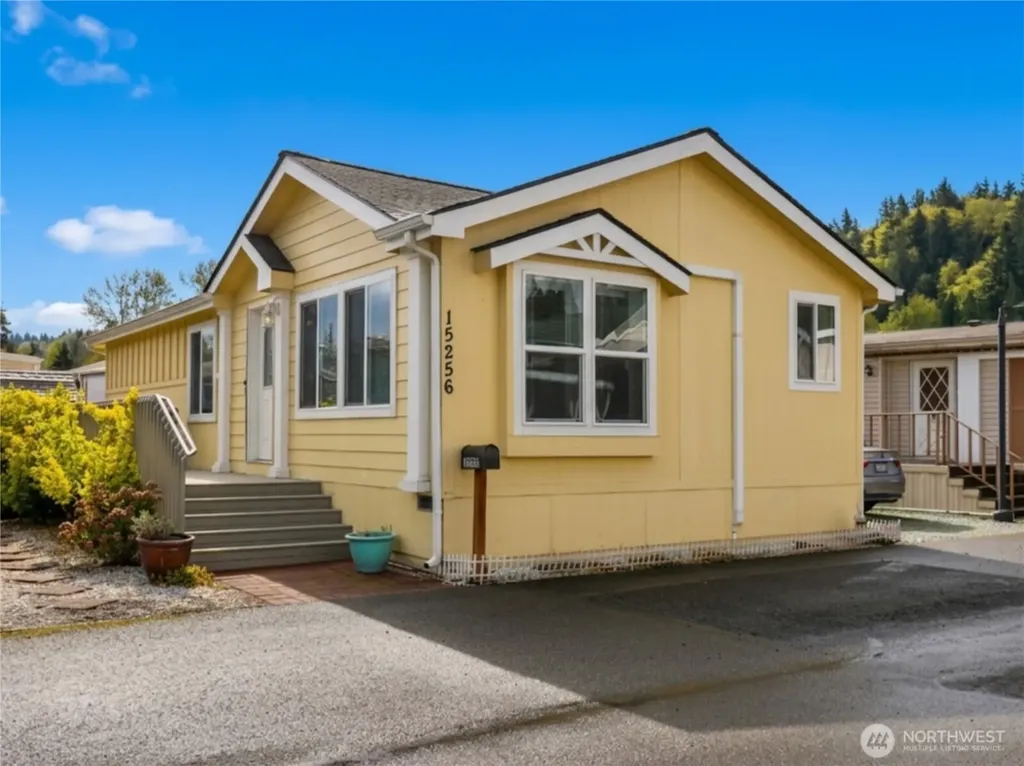 15256 Pine Drive Renton WA 98058